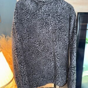 Old Navy Women's Gray Animal Print Fleece Sweatshirt